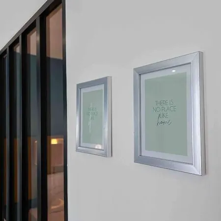 Apartment L'eden Au Porte De Paris Metro 9 *